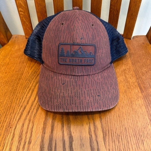 The North Face, Duckbill Cap, Wilderness Theme, Navy Blue, Marion, Adjustable - Picture 4 of 4